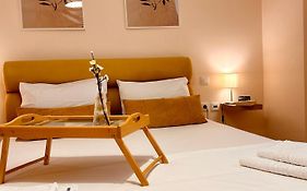 Feel At Home - Kalamata - Near The Center
